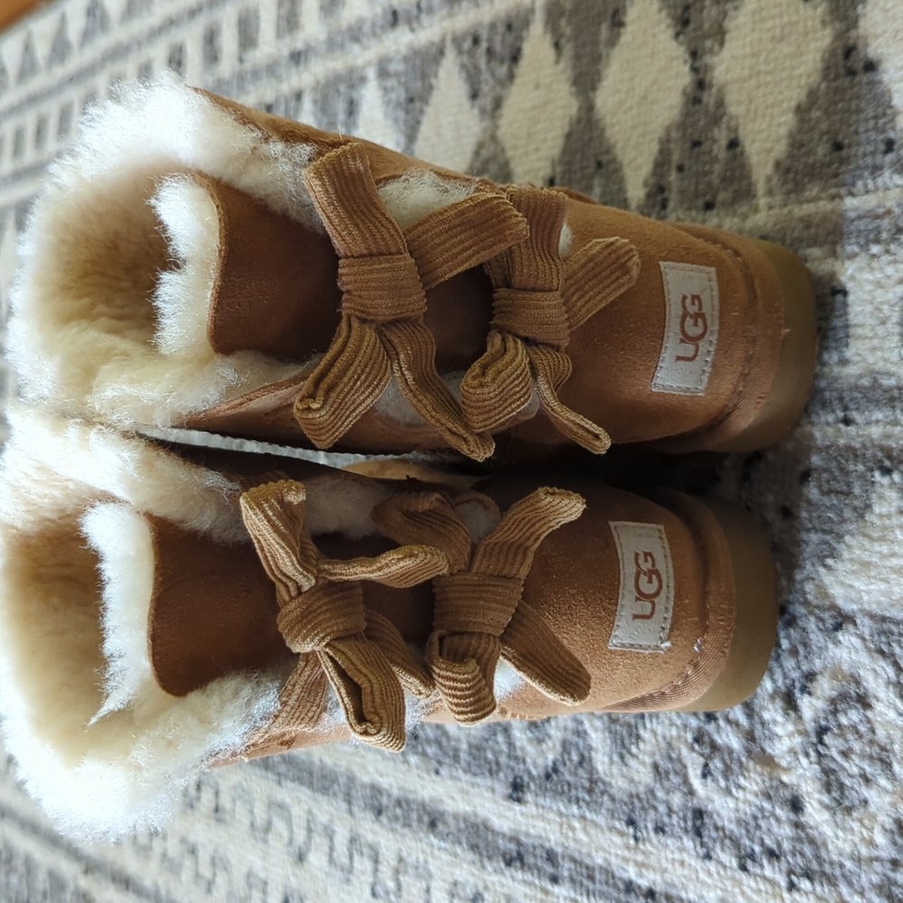 Women's ugg boots